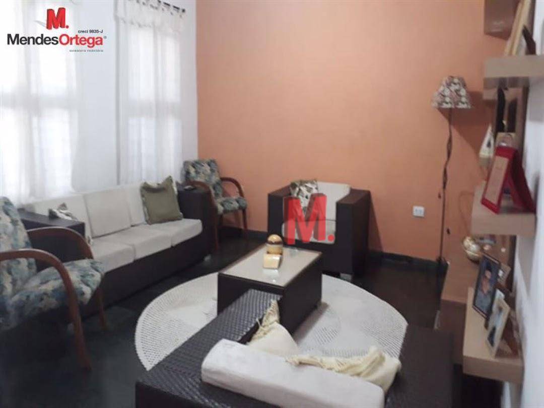 Casa à venda com 2 quartos, 195m² - Foto 3