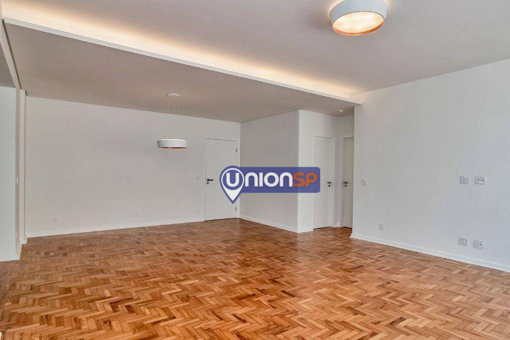 Apartamento à venda com 3 quartos, 180m² - Foto 6