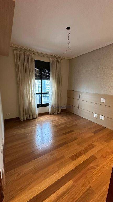 Apartamento à venda com 3 quartos, 263m² - Foto 48