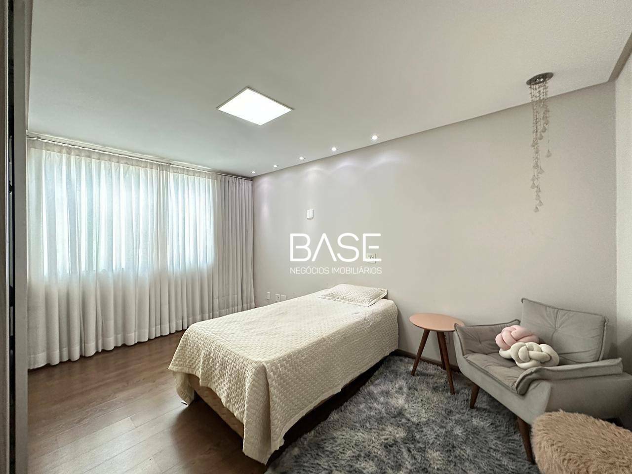 Casa, 4 quartos, 274 m² - Foto 10