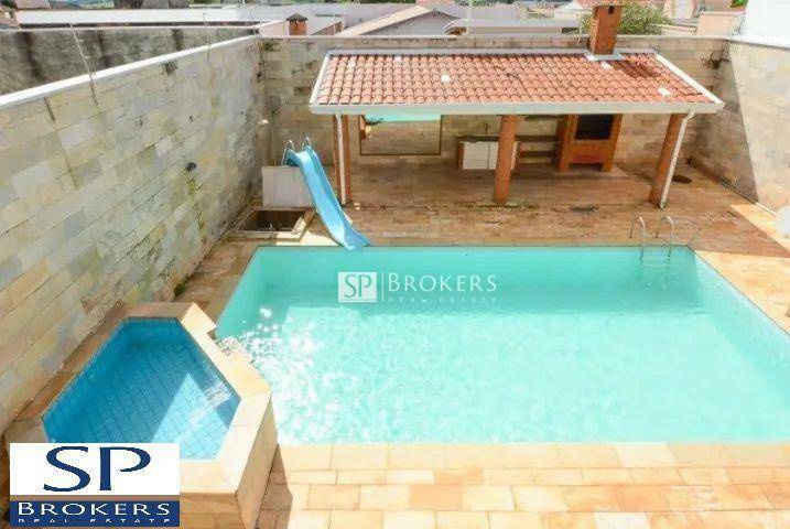 Casa à venda e aluguel com 5 quartos, 360m² - Foto 4