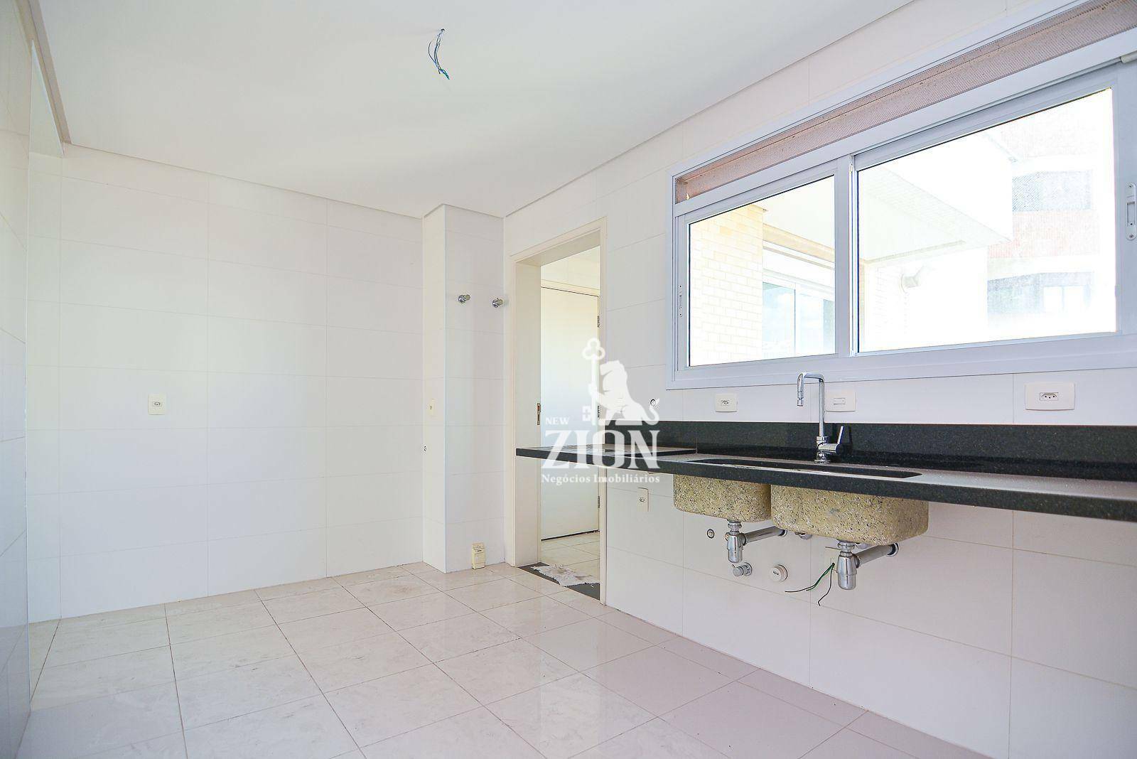 Apartamento à venda com 3 quartos, 189m² - Foto 8