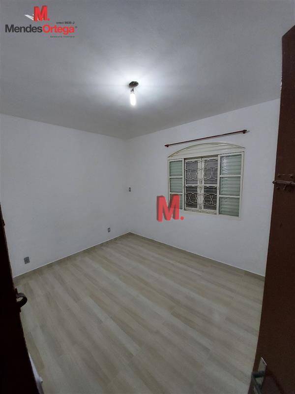 Casa à venda com 2 quartos, 131m² - Foto 8