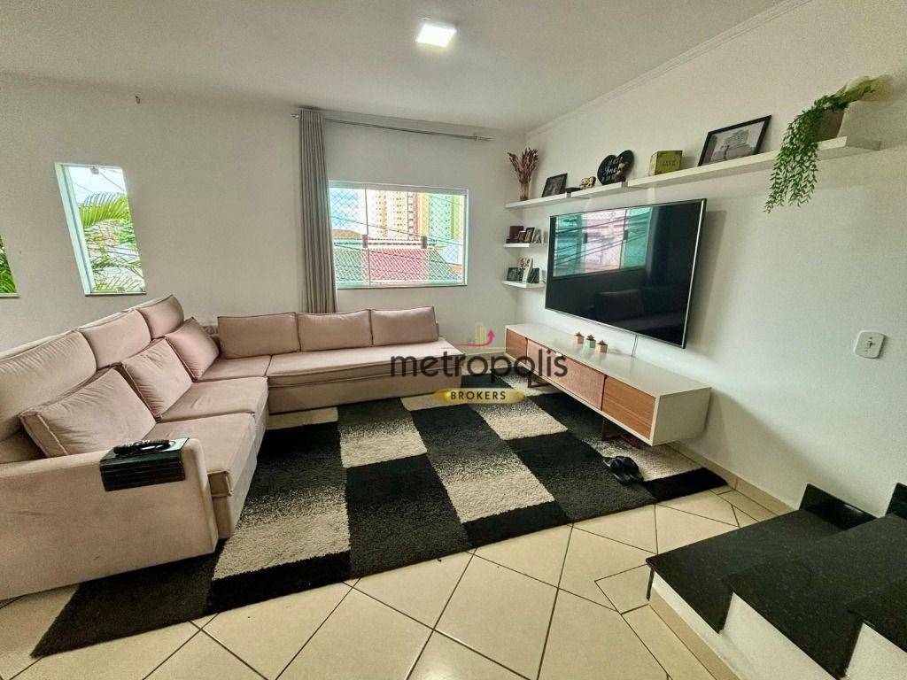 Casa à venda com 4 quartos, 185m² - Foto 1