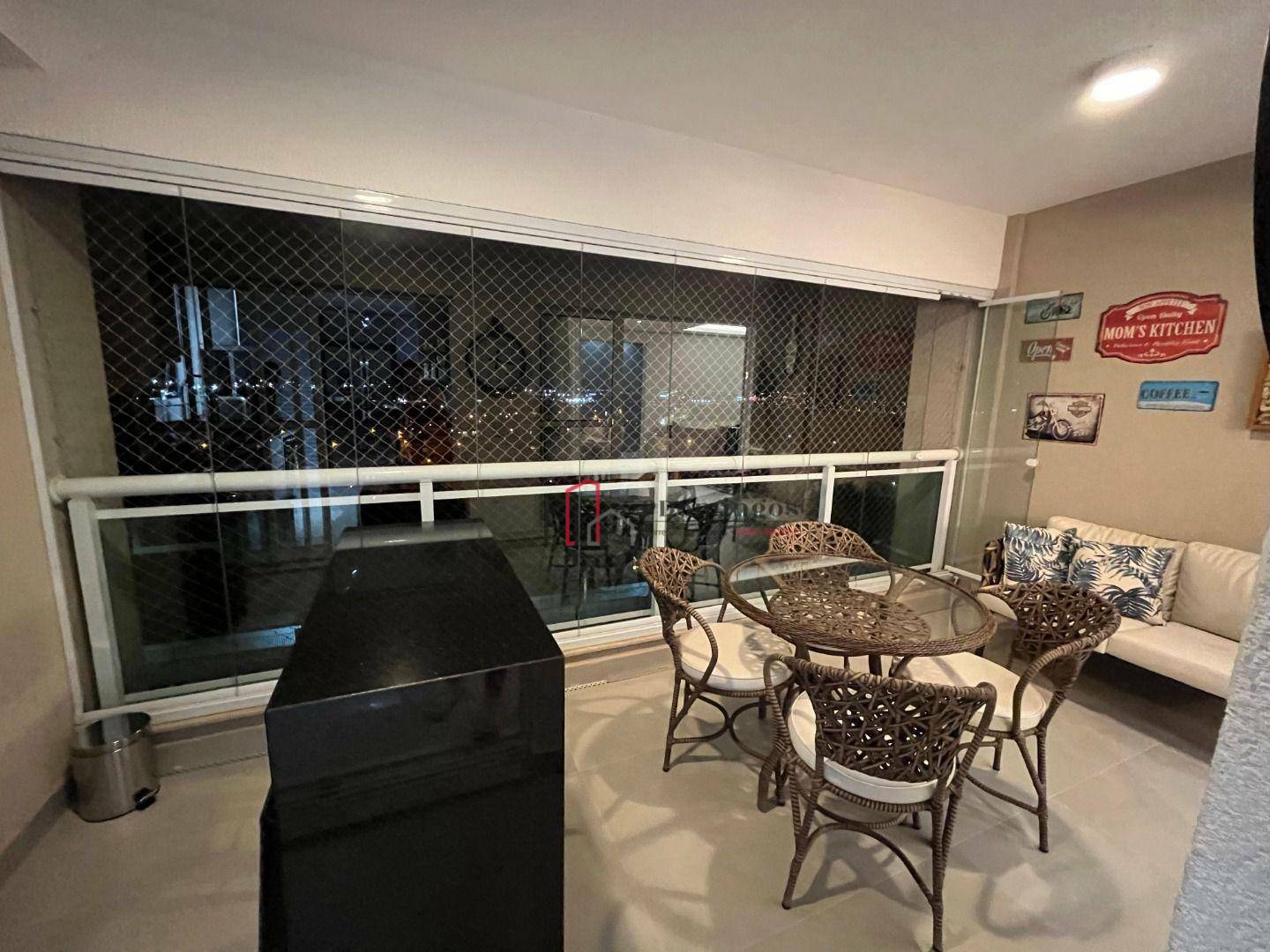 Apartamento para alugar com 3 quartos, 139m² - Foto 4