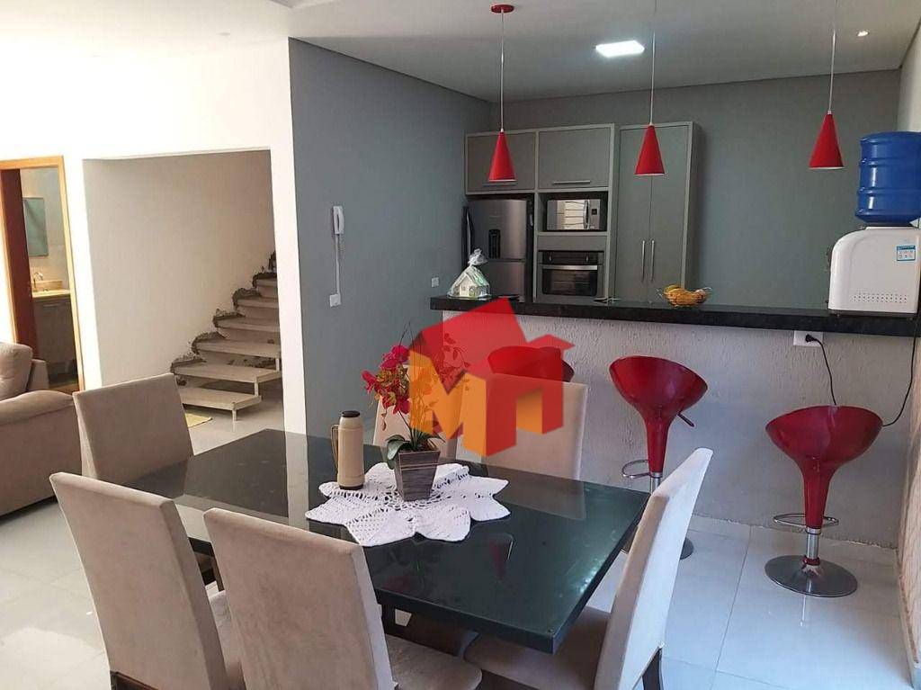 Sobrado à venda com 3 quartos, 198m² - Foto 1