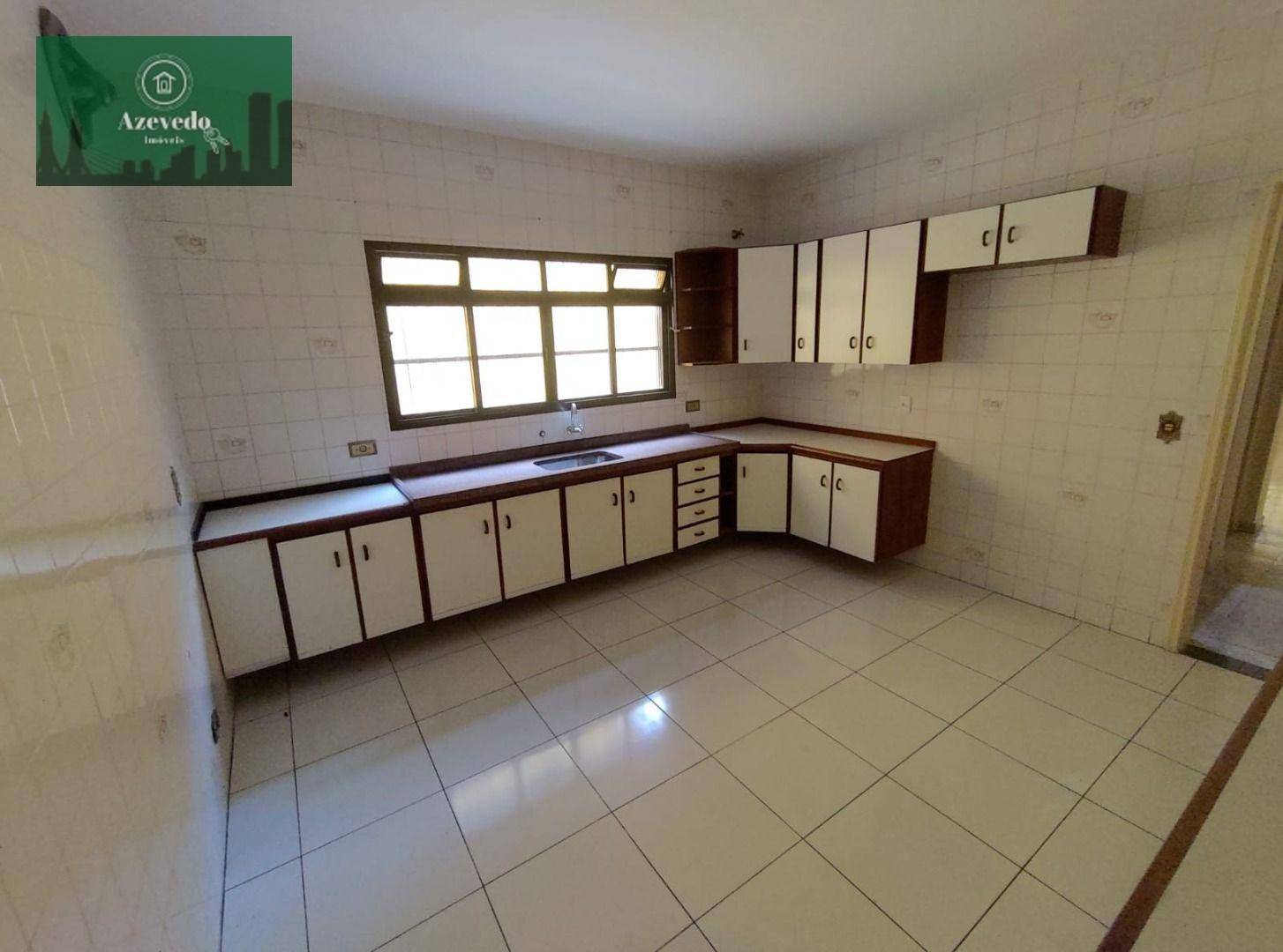 Sobrado para alugar com 3 quartos, 250m² - Foto 17