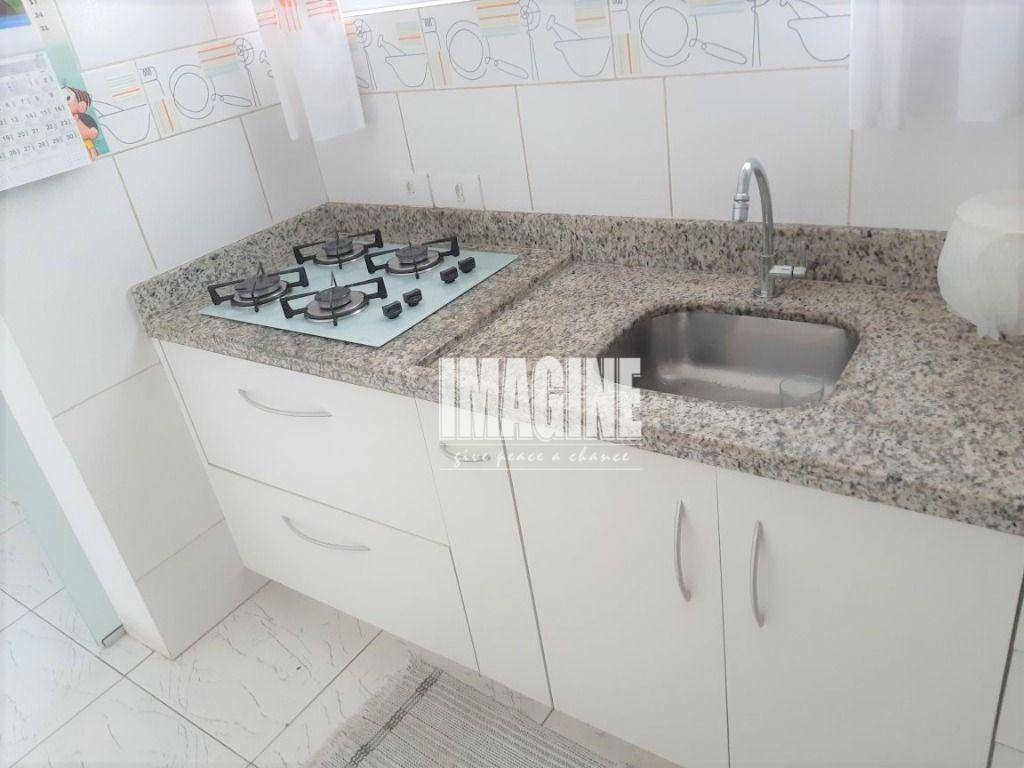 Apartamento à venda com 2 quartos, 74m² - Foto 5