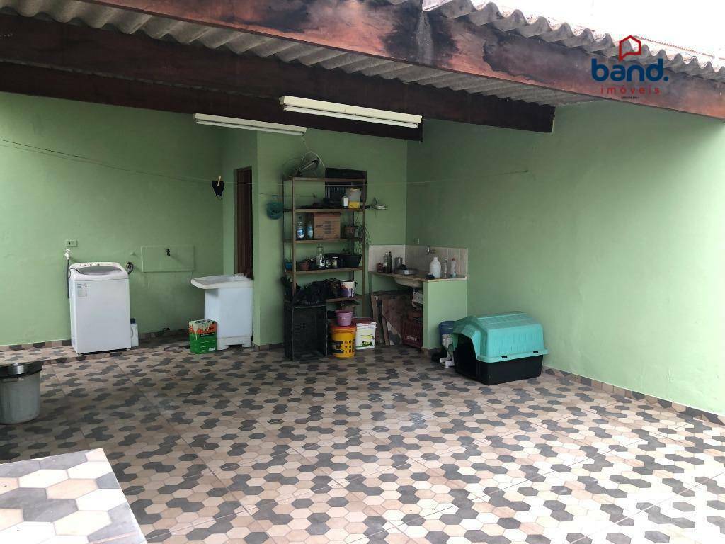 Casa à venda com 2 quartos, 80m² - Foto 11