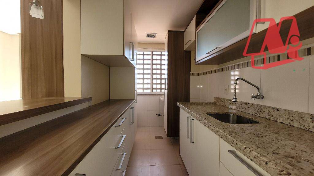 Apartamento para alugar com 2 quartos, 73m² - Foto 9