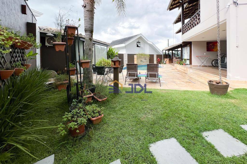 Casa de Condomínio à venda com 3 quartos, 328m² - Foto 34