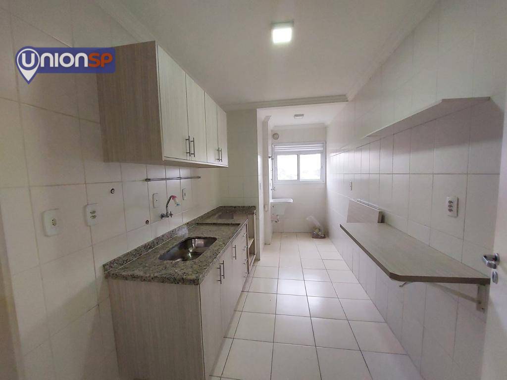 Apartamento à venda com 2 quartos, 62m² - Foto 18