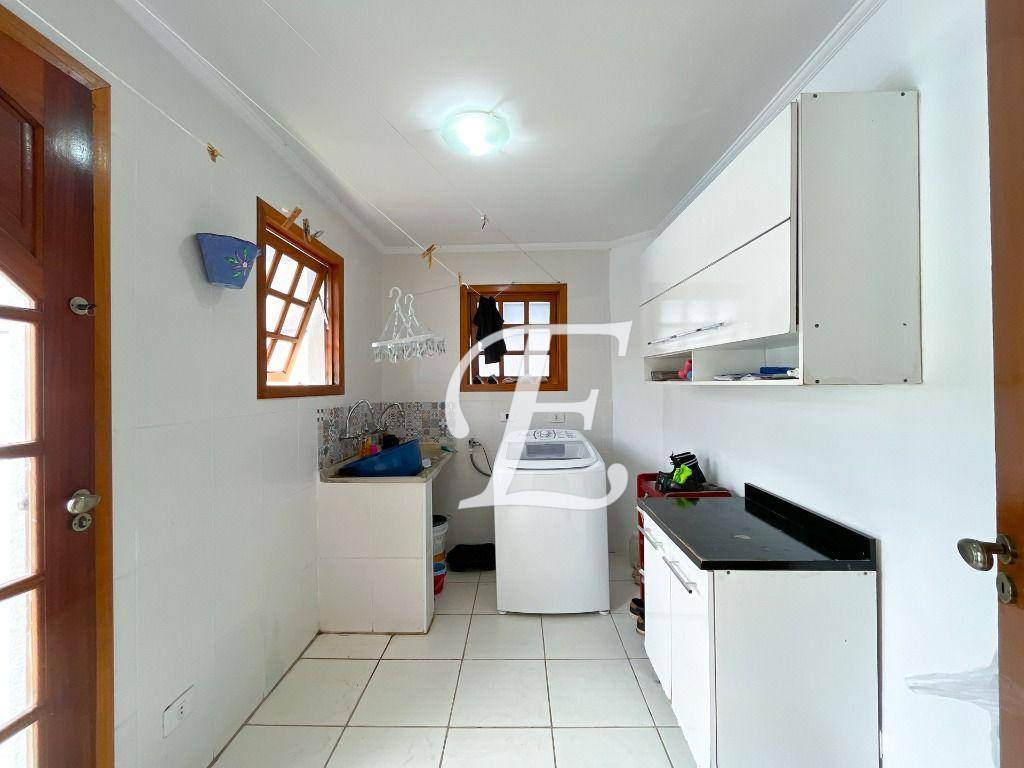 Casa de Condomínio à venda com 3 quartos, 290m² - Foto 27