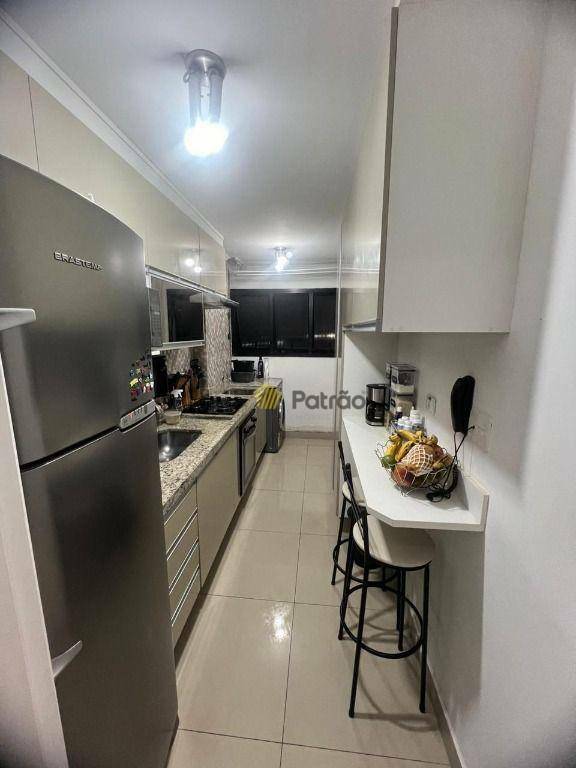 Apartamento à venda com 2 quartos, 49m² - Foto 41