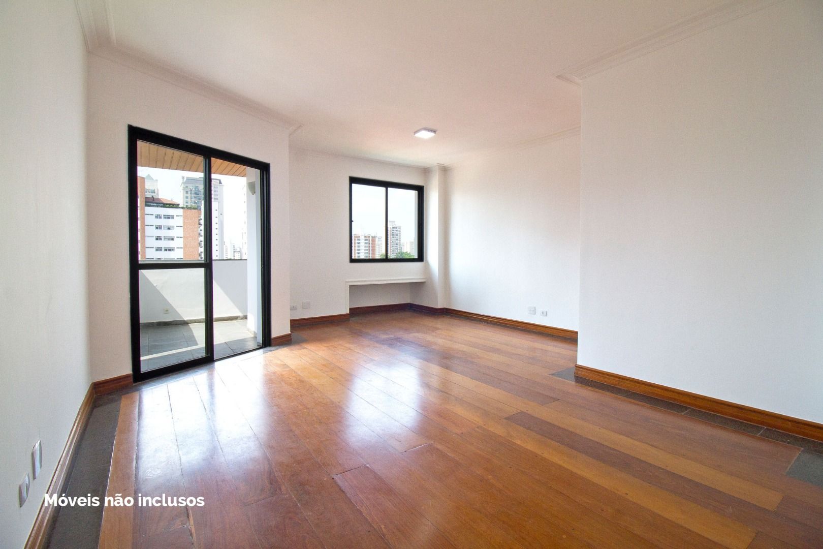 Apartamento à venda com 3 quartos, 100m² - Foto 1