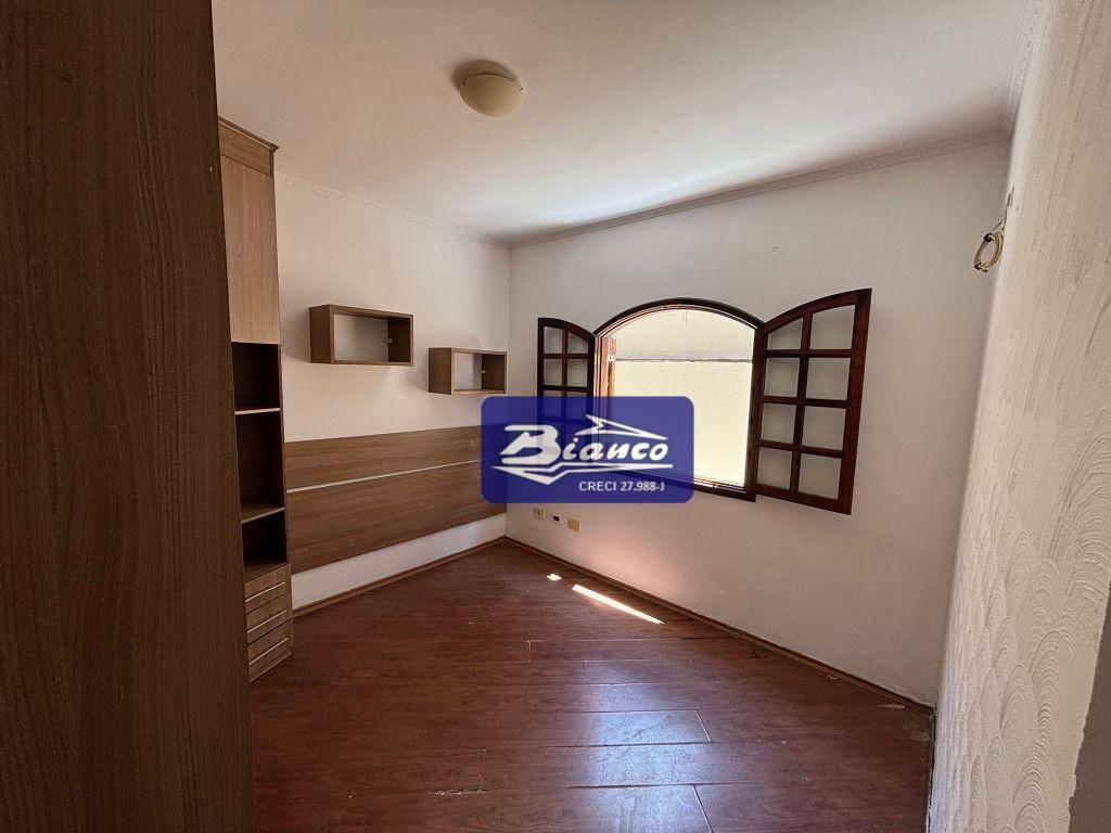 Casa à venda com 3 quartos, 106m² - Foto 18