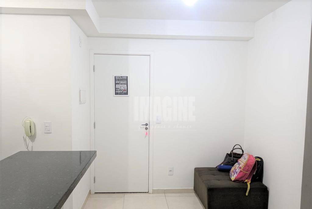 Apartamento à venda com 2 quartos, 44m² - Foto 3