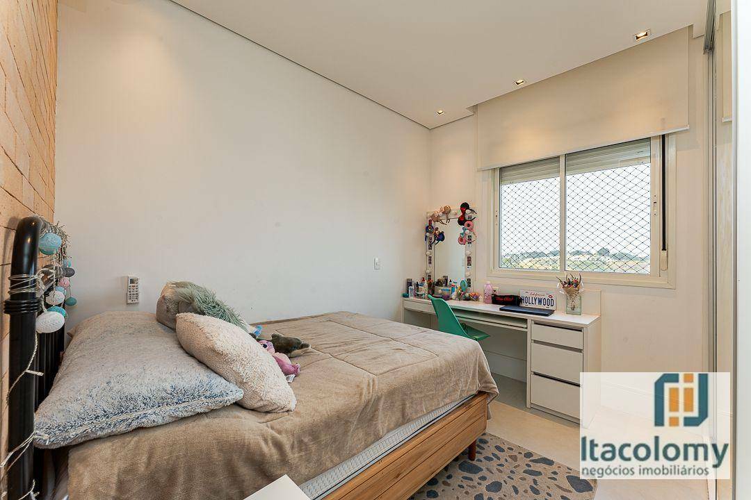 Apartamento à venda com 3 quartos, 168m² - Foto 9