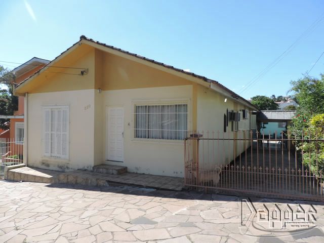 Casa à venda com 2 quartos, 190 - Foto 1