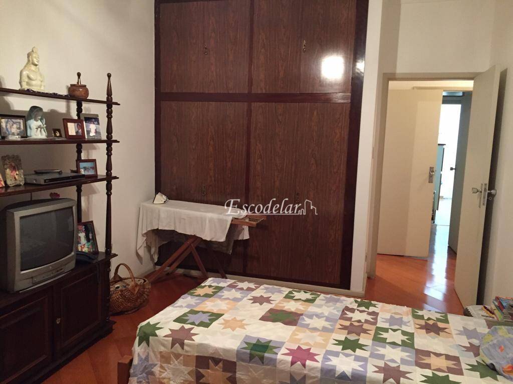 Apartamento à venda com 3 quartos, 174m² - Foto 8