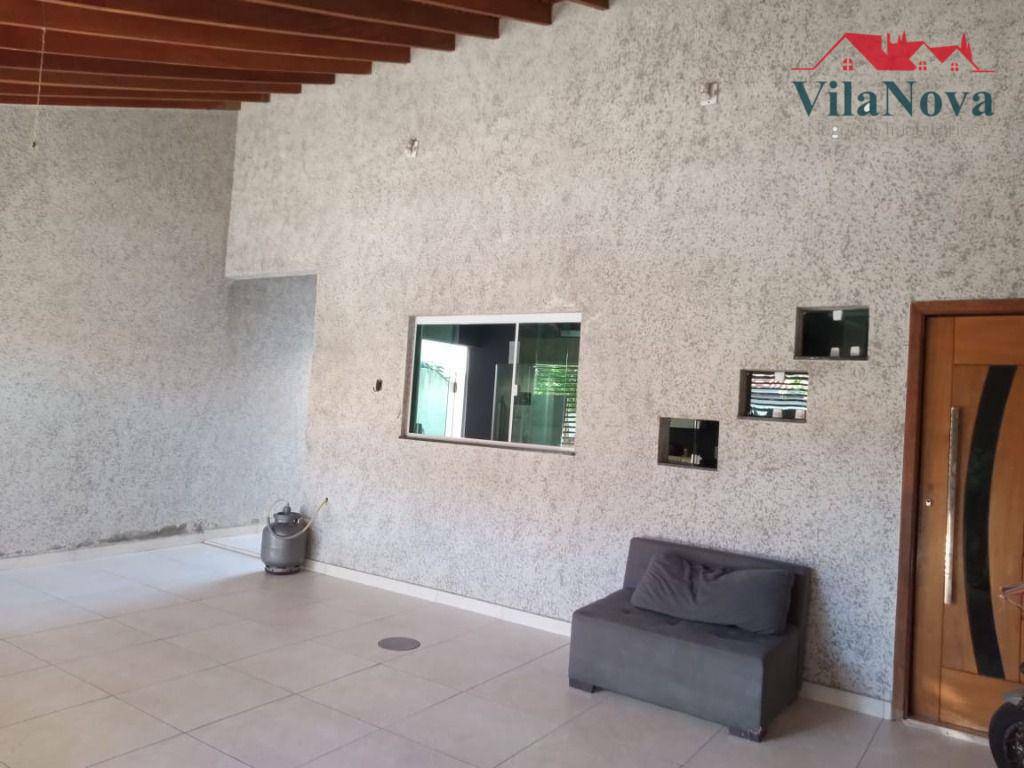 Casa à venda com 2 quartos, 53m² - Foto 2