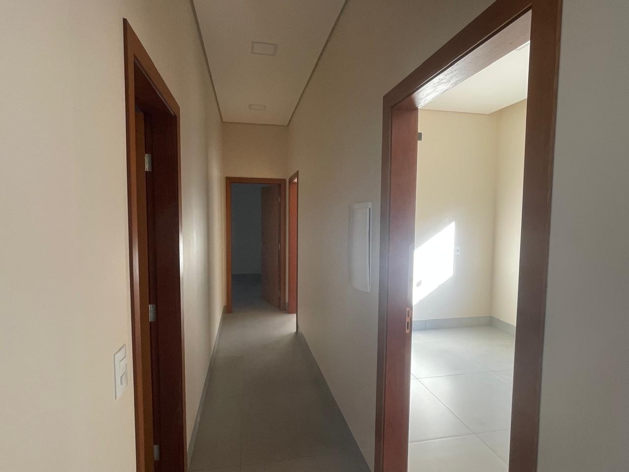 Casa à venda com 3 quartos, 253m² - Foto 7