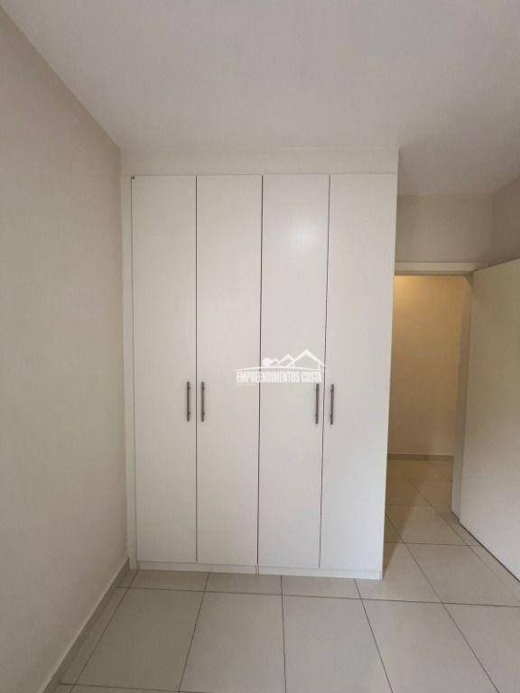 Casa de Condomínio para alugar com 3 quartos, 125m² - Foto 14