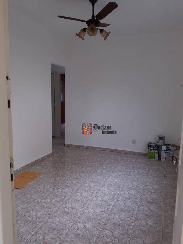 Apartamento à venda com 2 quartos, 60m² - Foto 2