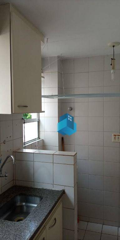 Apartamento à venda com 2 quartos, 55m² - Foto 17