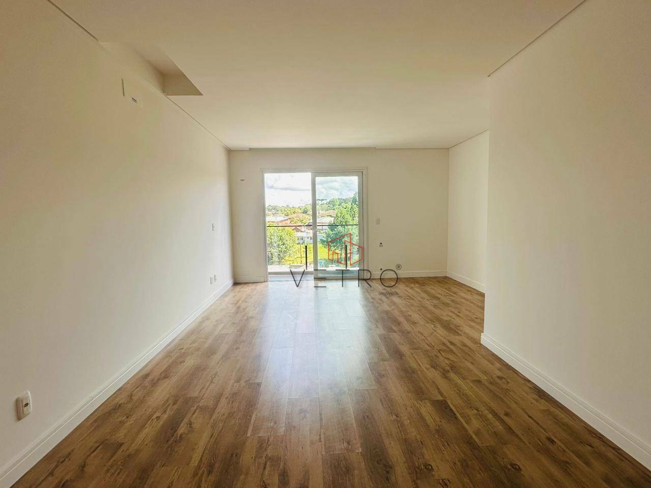 Apartamento à venda com 2 quartos, 95m² - Foto 3