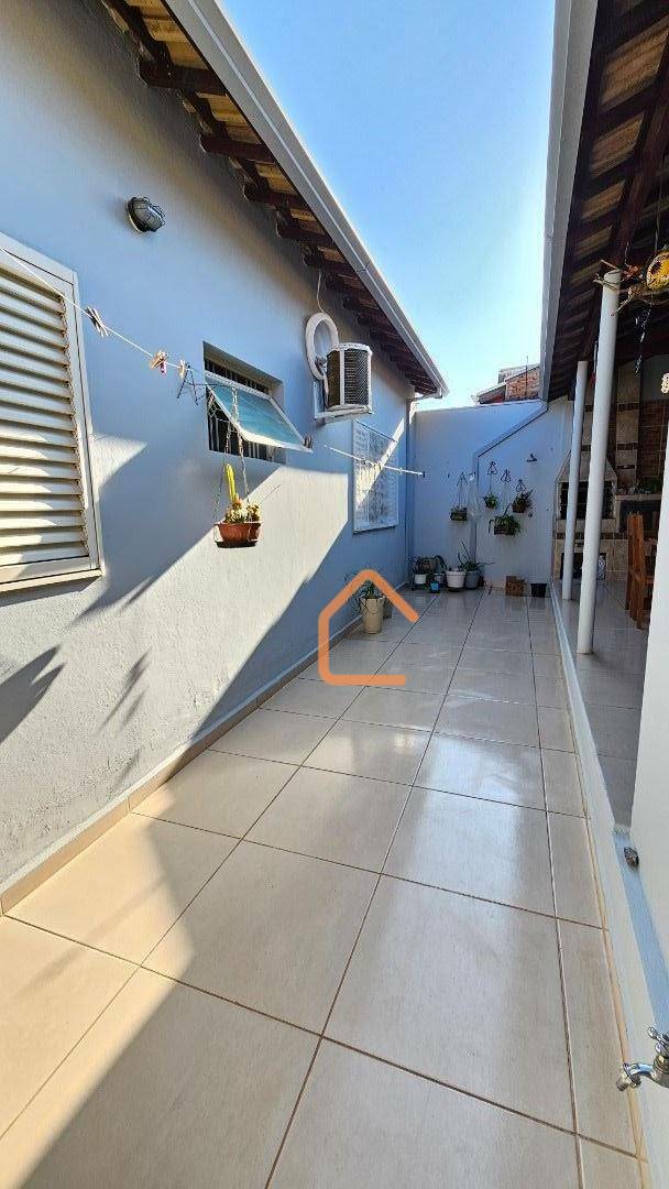 Casa à venda com 4 quartos, 217m² - Foto 48