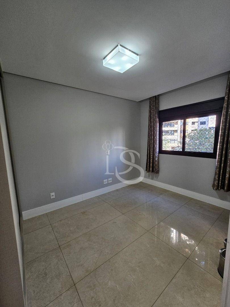 Apartamento, 3 quartos, 186 m² - Foto 10