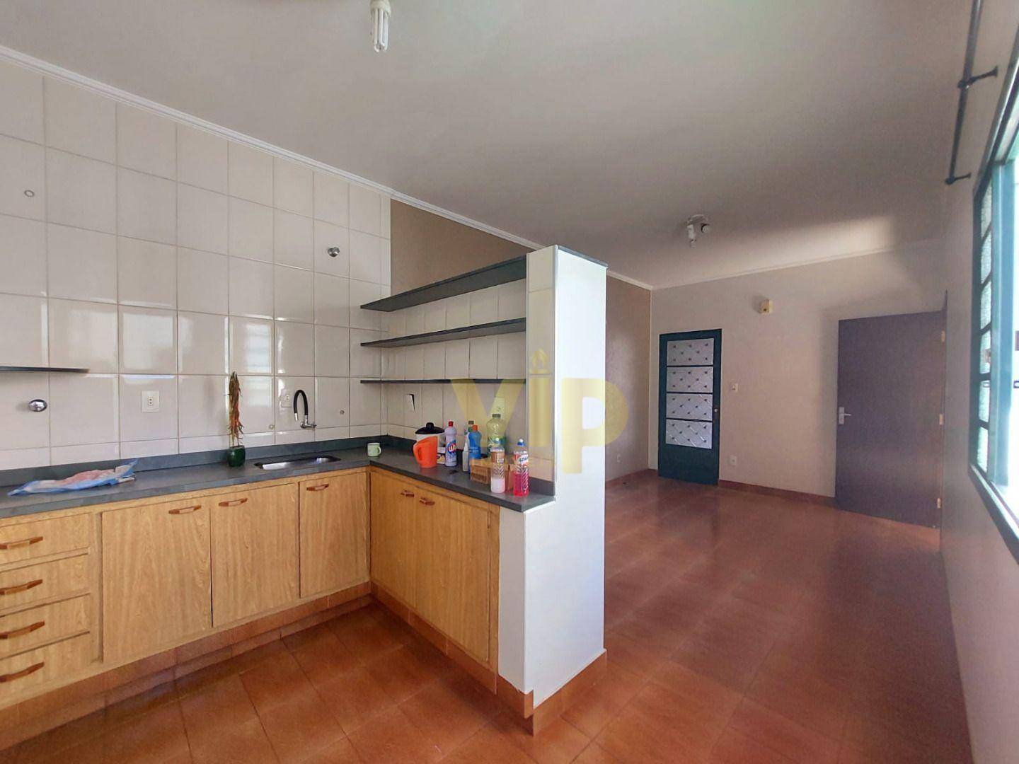 Casa à venda com 3 quartos, 120m² - Foto 4