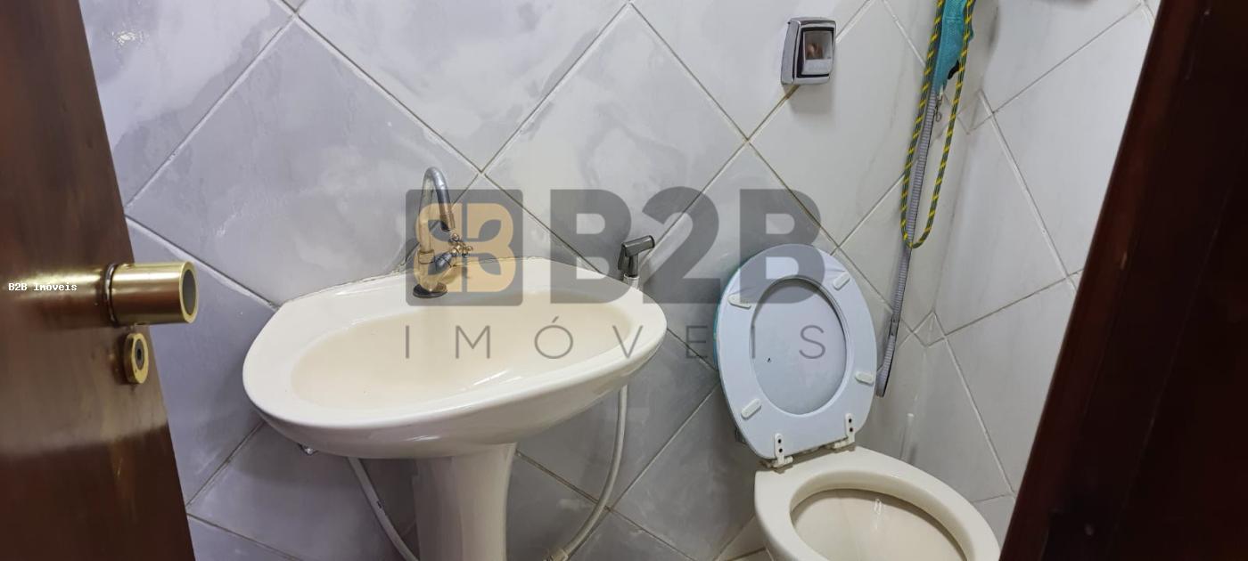 Apartamento à venda com 3 quartos, 140m² - Foto 18