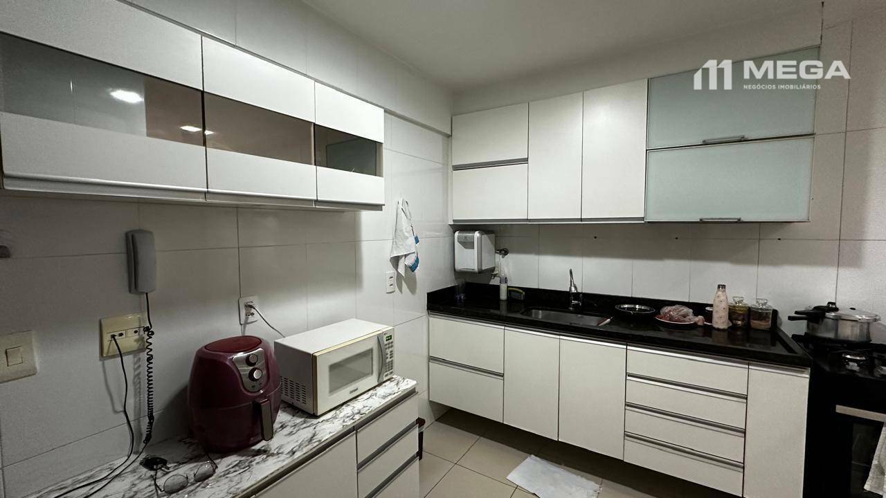 Apartamento à venda com 3 quartos, 156m² - Foto 8