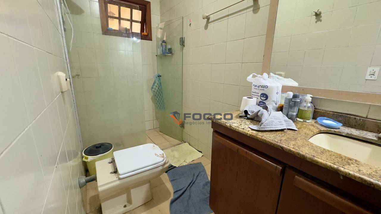 Casa à venda com 5 quartos, 320m² - Foto 25