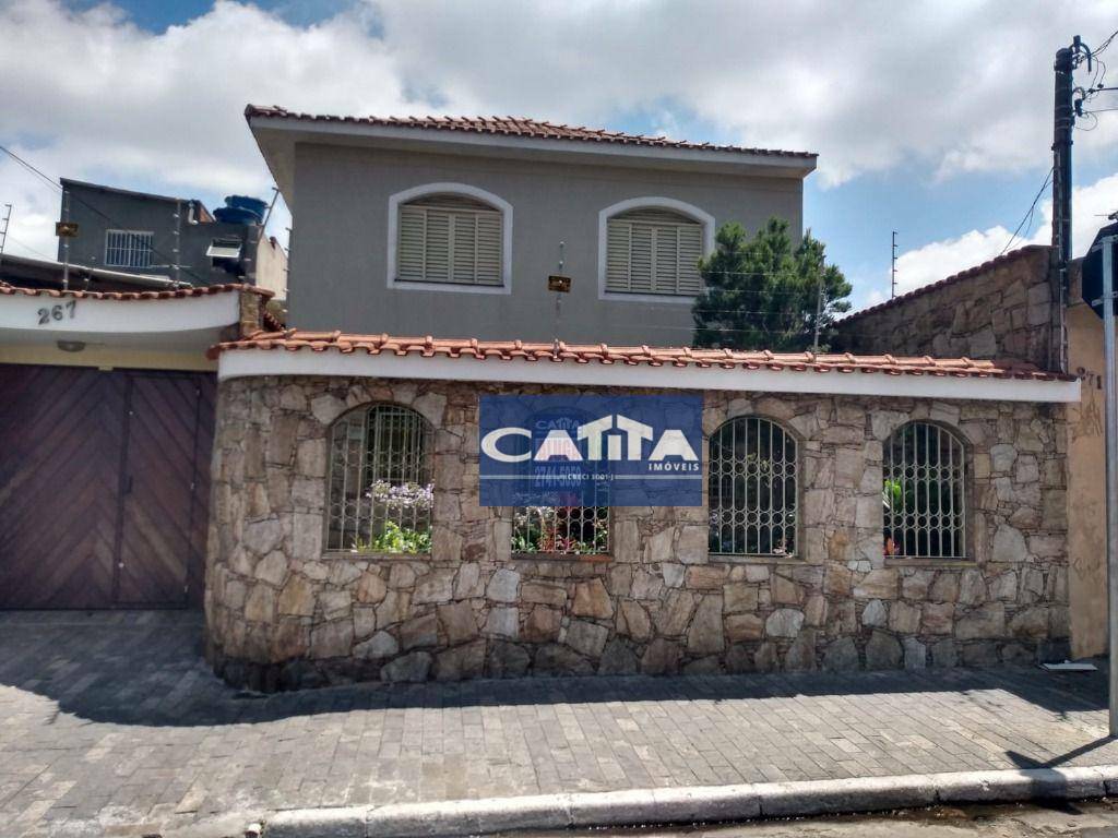 Sobrado à venda com 4 quartos, 300m² - Foto 2