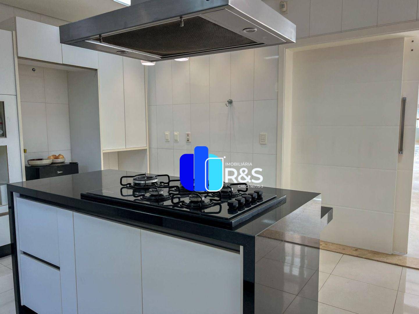 Casa de Condomínio à venda e aluguel com 4 quartos, 625m² - Foto 47