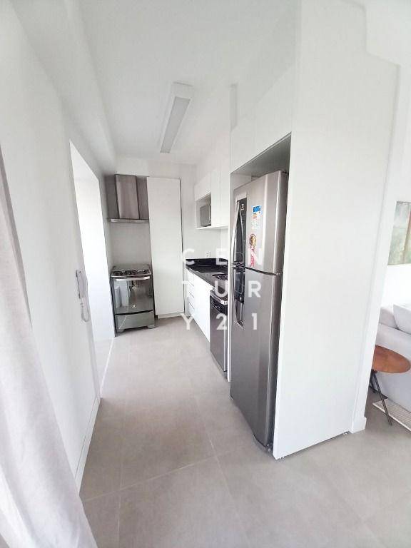 Apartamento para alugar com 2 quartos, 74m² - Foto 5