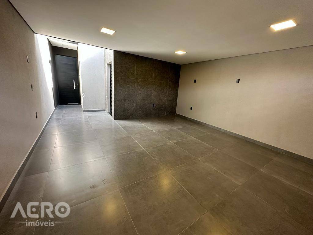 Casa à venda com 3 quartos, 158m² - Foto 7