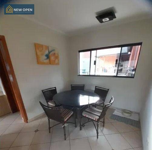 Casa à venda com 3 quartos, 230m² - Foto 7