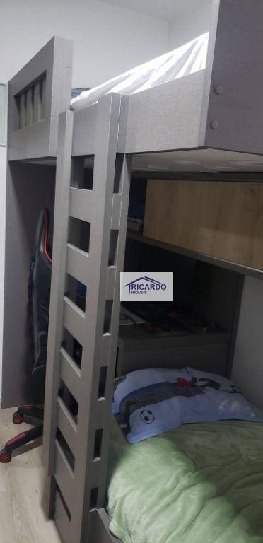 Apartamento à venda com 3 quartos, 81m² - Foto 22