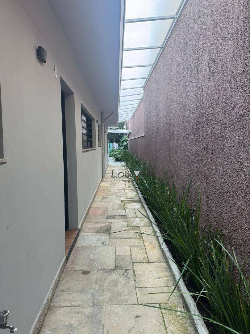 Casa à venda e aluguel com 6 quartos, 350m² - Foto 22
