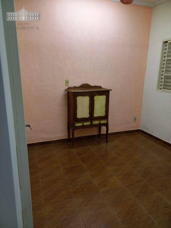 Casa à venda com 3 quartos, 172m² - Foto 35