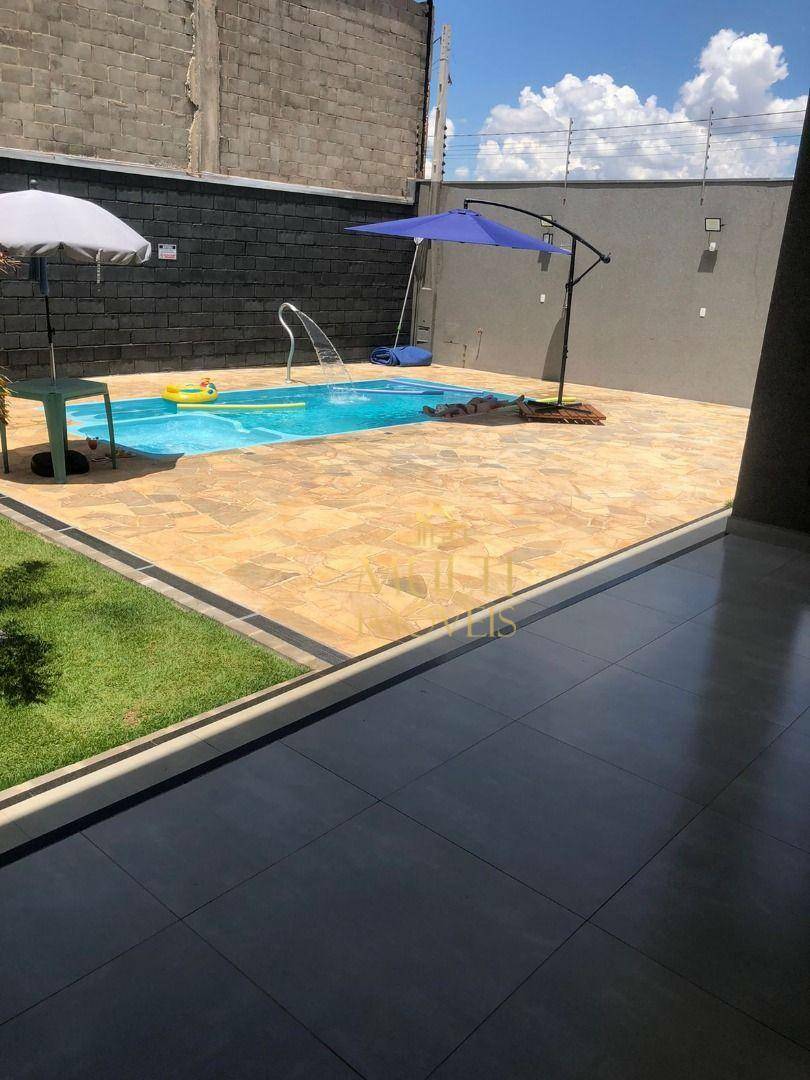 Casa à venda com 2 quartos, 112m² - Foto 4