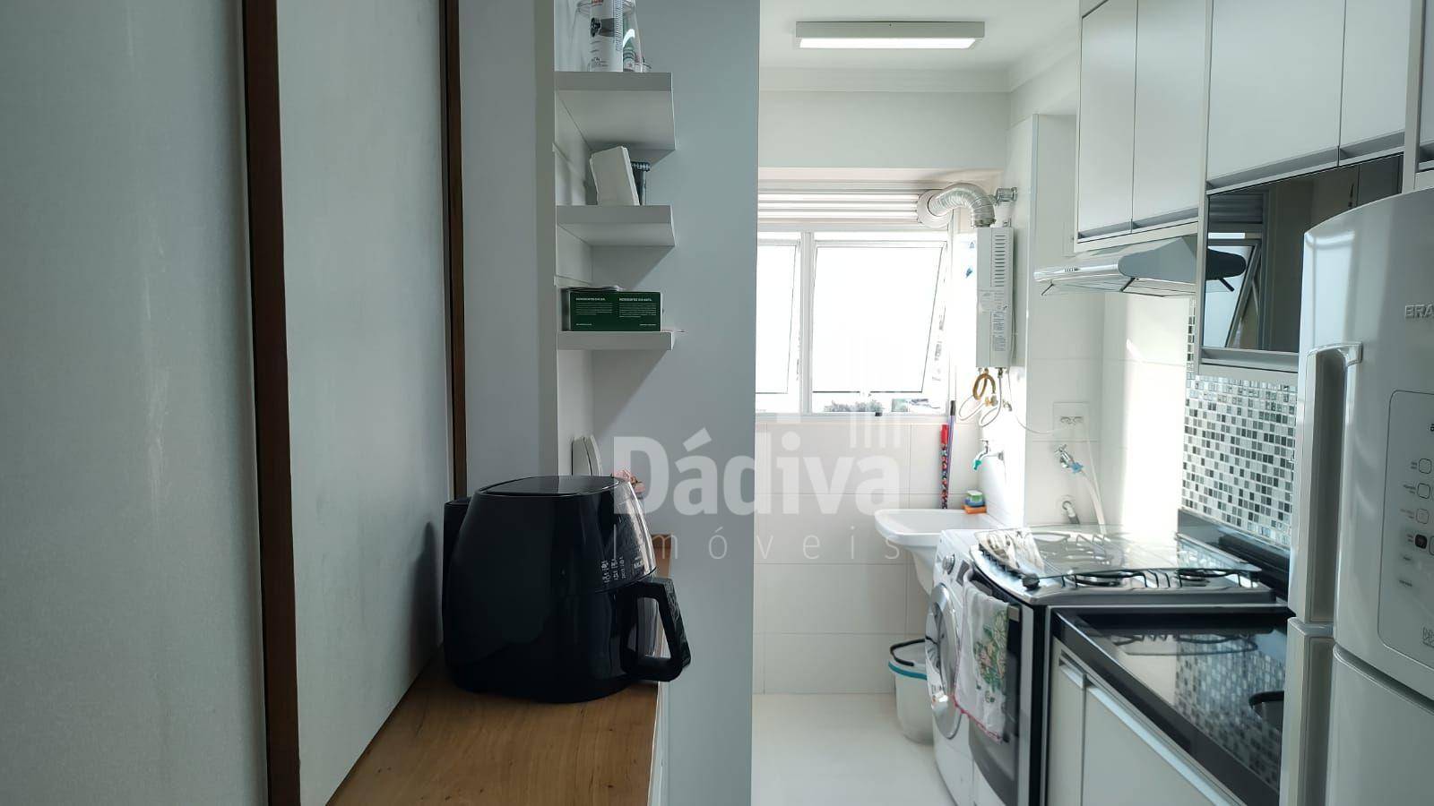 Apartamento à venda com 2 quartos, 49m² - Foto 12