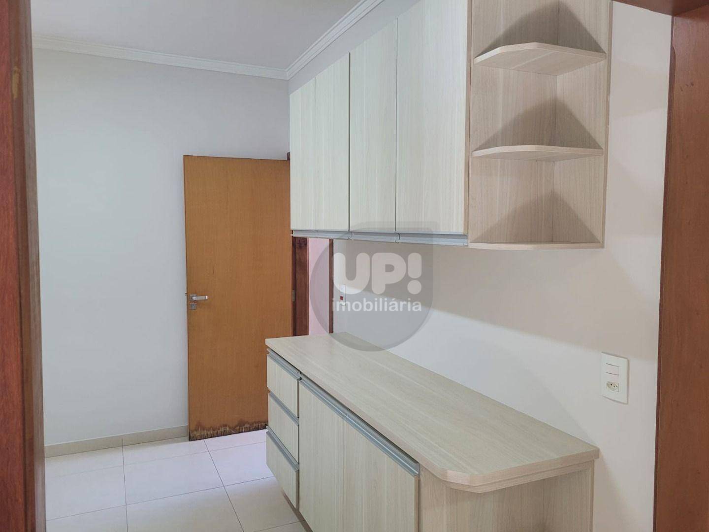 Casa à venda com 3 quartos, 205m² - Foto 7