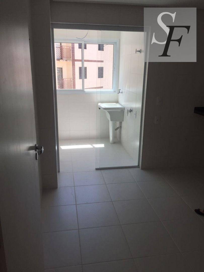 Apartamento à venda com 2 quartos, 72m² - Foto 6