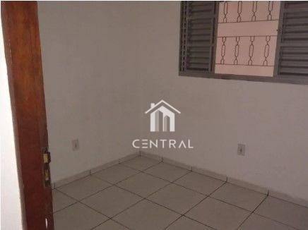 Sobrado à venda com 4 quartos, 150m² - Foto 3