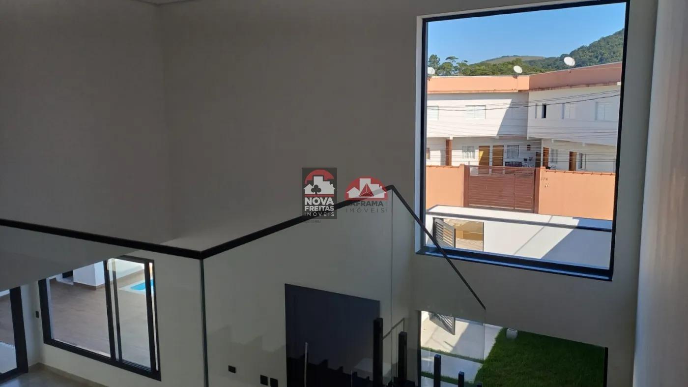 Sobrado à venda com 3 quartos, 250m² - Foto 32